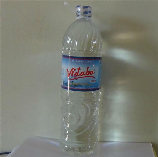 N­ước uống tinh khiết vidaba 1.5 lít